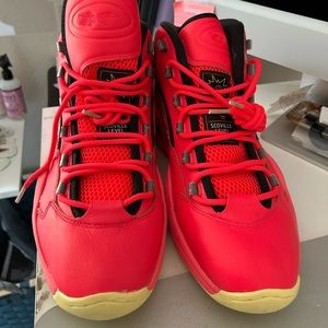 Reebok basketball shoe. Men’s size 14